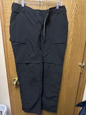 The North Face Women's Black Convertible Cargo Pants